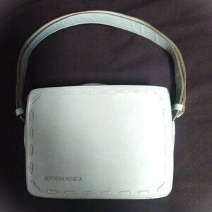 ❤️ BOTTEGA VENETA Italy Light Green Leather Adjustable Strap Crossbody  Bag